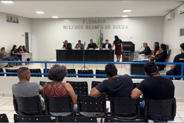 Sessão Ordinária em 13 de Novembro de 2025